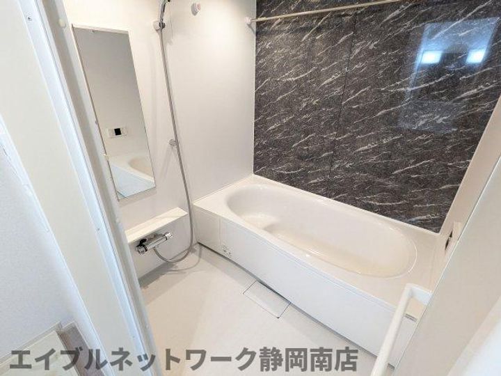 ダブル・クエストⅠの風呂