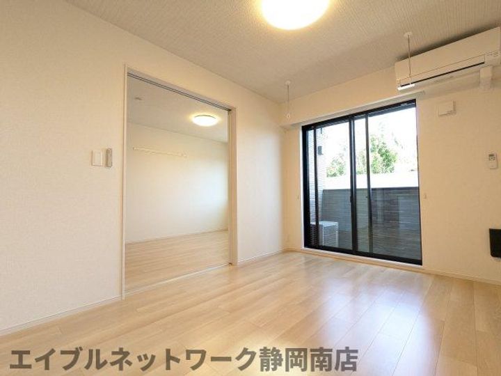 ダブル・クエストⅡの居間