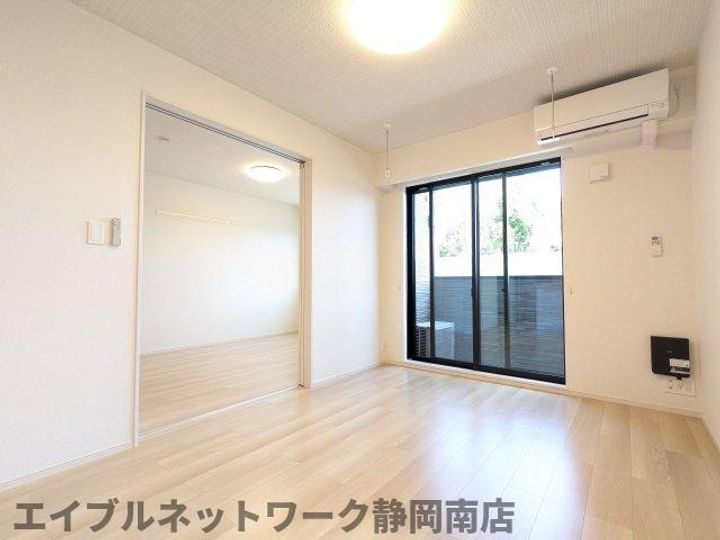 ダブル・クエストⅡの居間