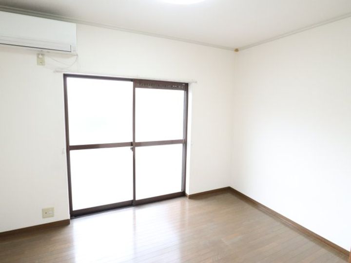 奈良県奈良市山陵町(アパート)の賃貸物件の居間