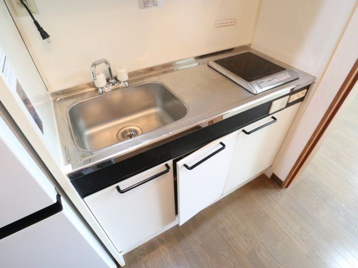 奈良県奈良市山陵町(アパート)の賃貸物件のキッチン
