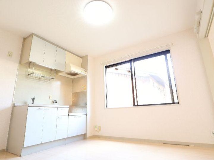 奈良県奈良市六条町(アパート)の賃貸物件の居間