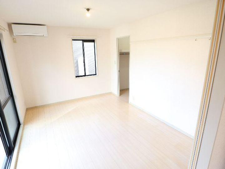 奈良県奈良市六条町(アパート)の賃貸物件の居間