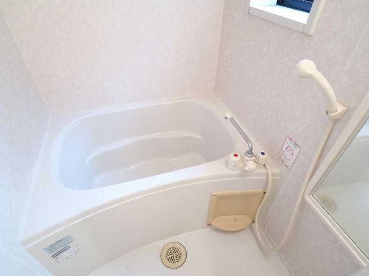 奈良県奈良市六条町(アパート)の賃貸物件の風呂