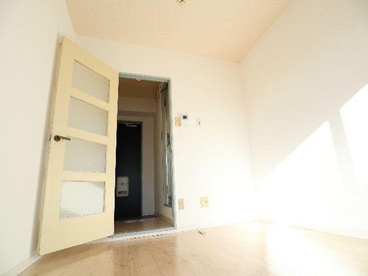 奈良県奈良市大安寺7丁目(マンション)の賃貸物件の居間