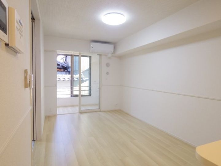 奈良県天理市石上町(アパート)の賃貸物件の居間