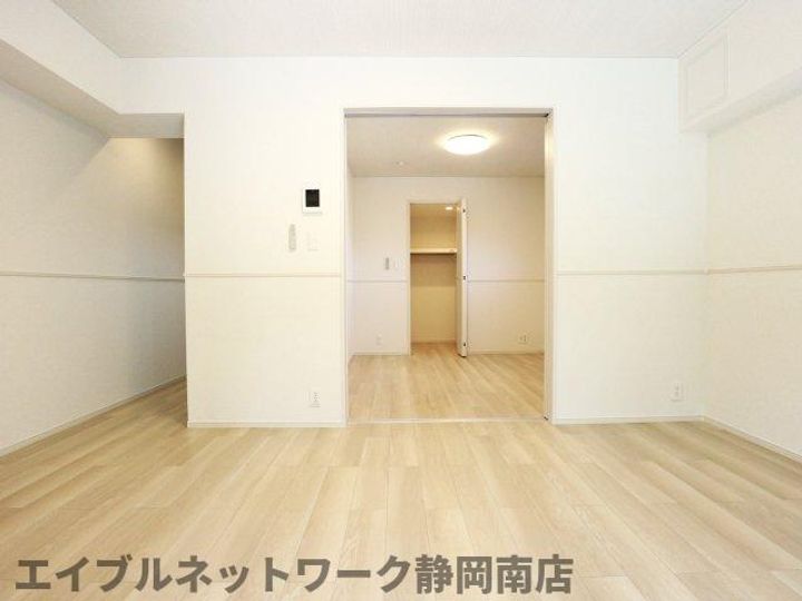 メゾン グランツの居間