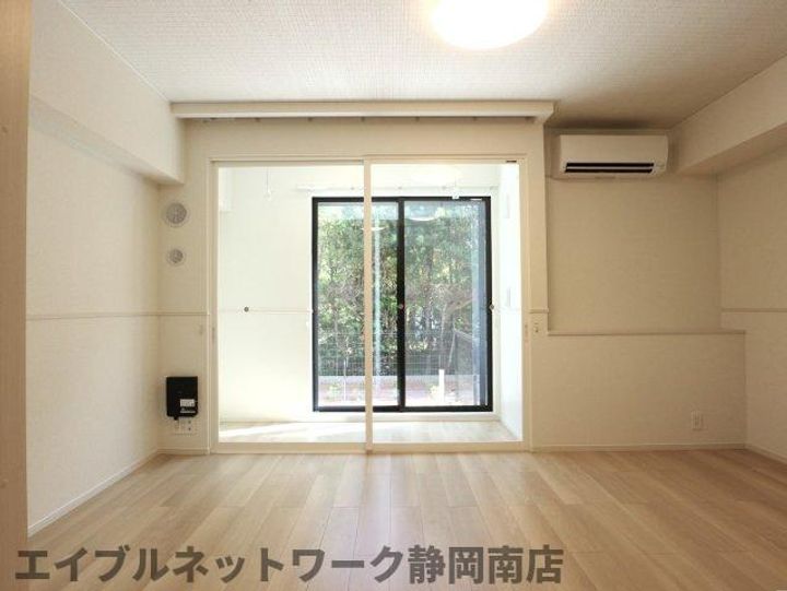 メゾン グランツの居間