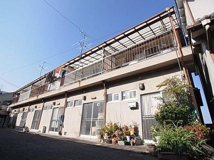 奈良県香芝市狐井(テラスハウス)の賃貸物件E2の外観
