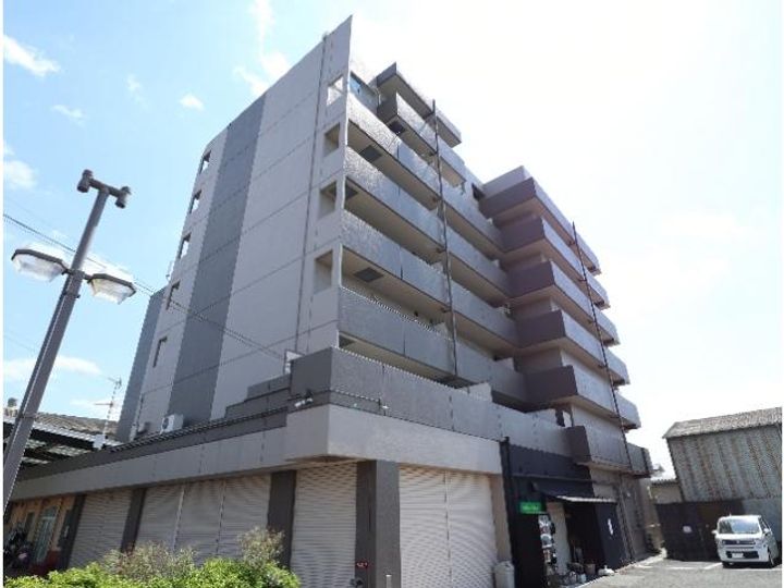 サンプラザ南京終301の外観