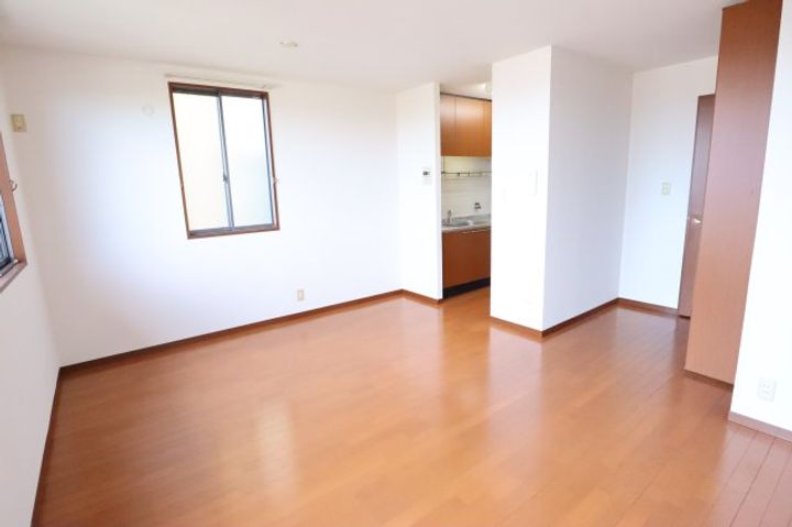 奈良県香芝市旭ケ丘3丁目(テラスハウス)の賃貸物件102の居間