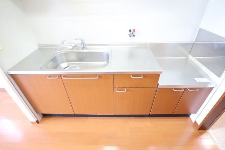 奈良県香芝市旭ケ丘3丁目(テラスハウス)の賃貸物件102のキッチン