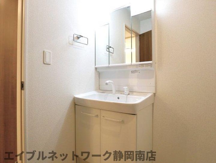 クリークのその他画像