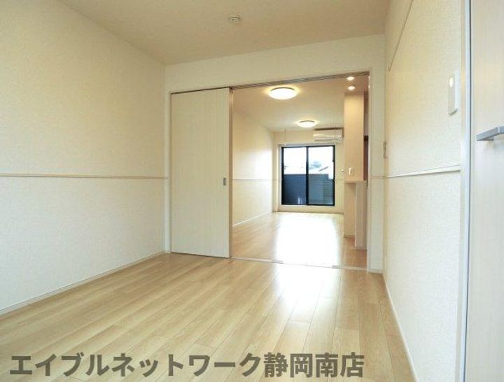 クリークのその他画像