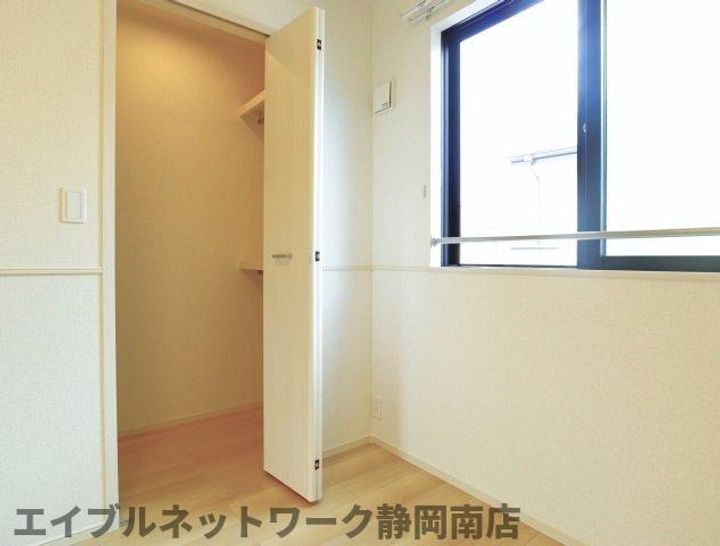 クリークのその他画像