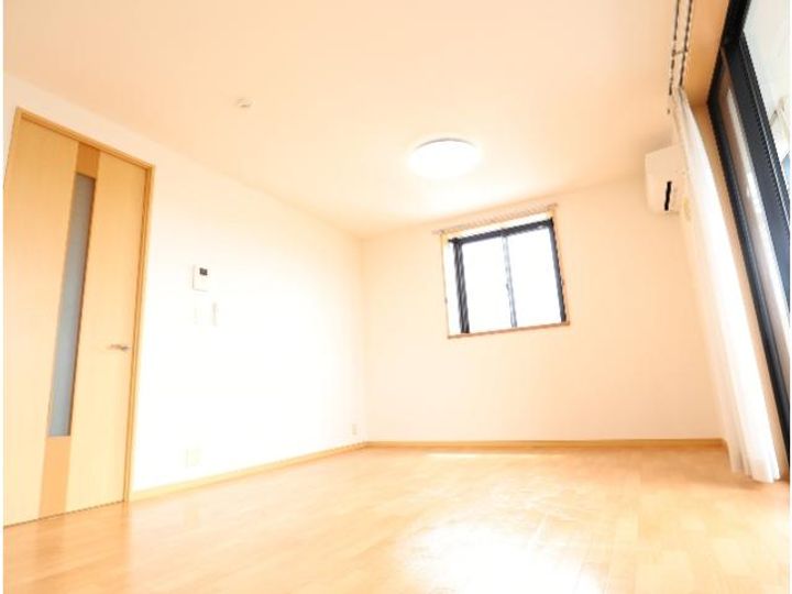 京都府木津川市州見台1丁目(マンション)の賃貸物件の居間