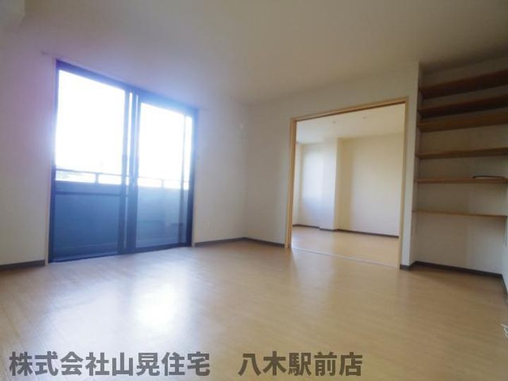 奈良県橿原市石原田町(マンション)の賃貸物件2-Eの居間