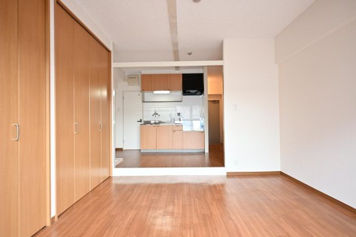 奈良県奈良市杉ヶ町(マンション)の賃貸物件の居間