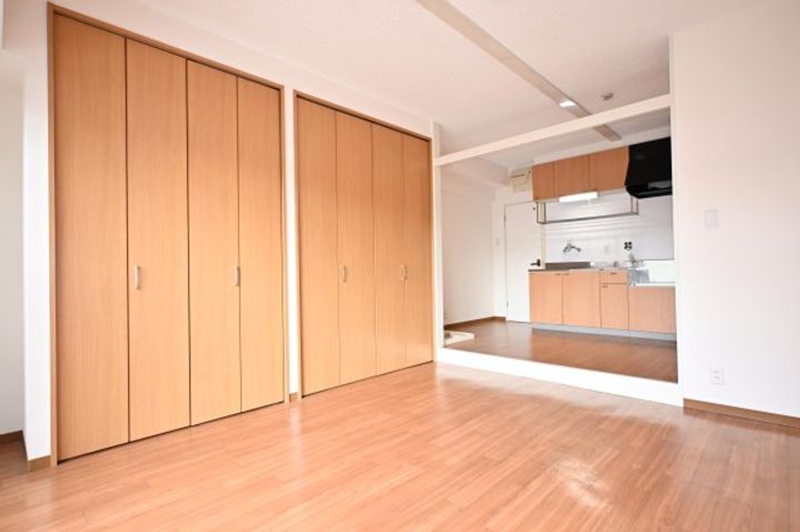 奈良県奈良市杉ヶ町(マンション)の賃貸物件の居間