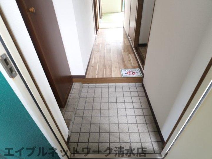 静岡県静岡市清水区押切(マンション)の賃貸物件の玄関