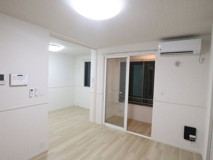 奈良県奈良市秋篠早月町(アパート)の賃貸物件の居間