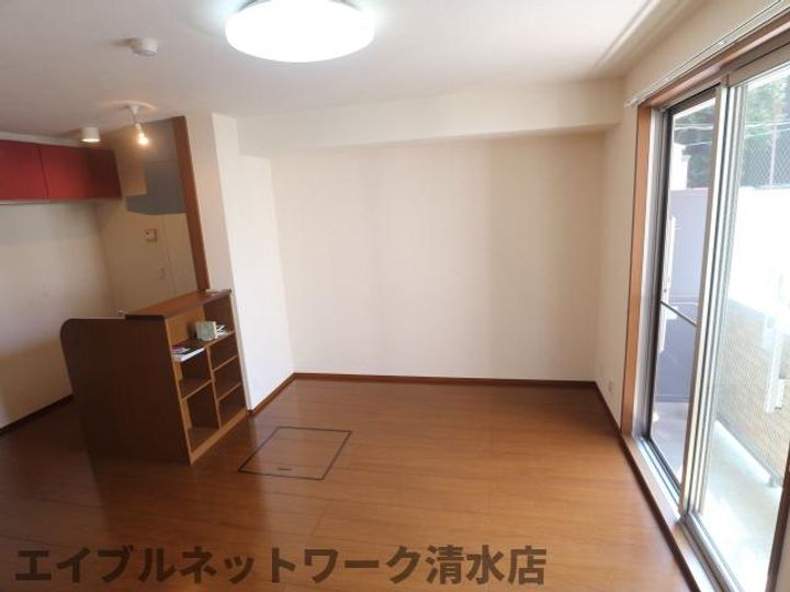 静岡県静岡市清水区銀座(アパート)の賃貸物件の居間