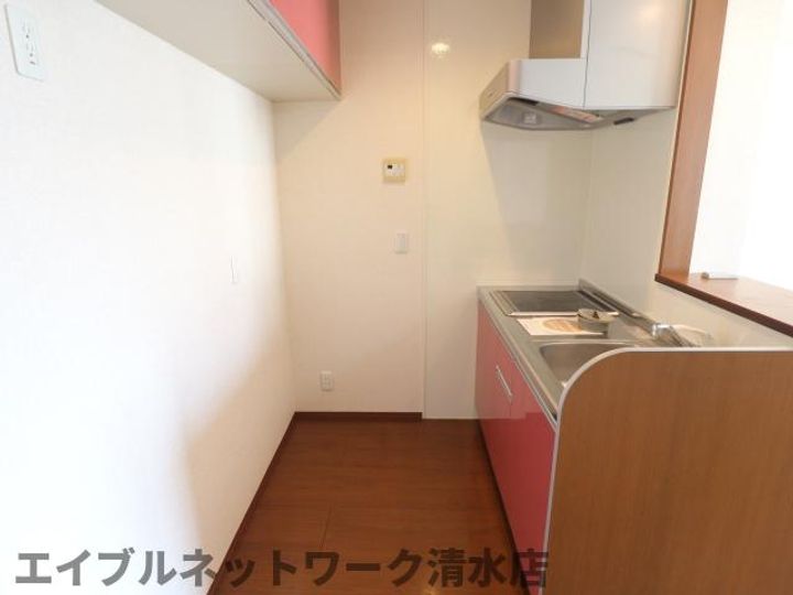 静岡県静岡市清水区銀座(アパート)の賃貸物件のキッチン