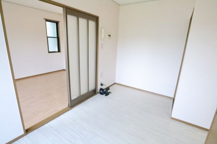 奈良県香芝市関屋(アパート)の賃貸物件の居間
