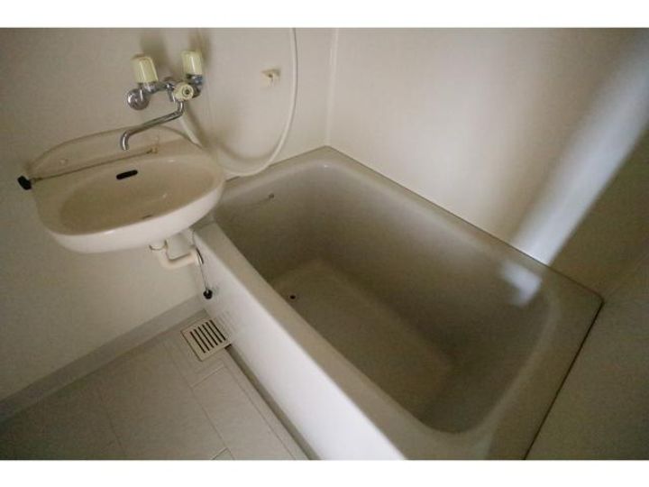 奈良県奈良市法蓮町(マンション)の賃貸物件325の風呂