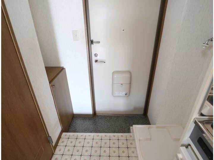 奈良県奈良市法蓮町(マンション)の賃貸物件627の玄関