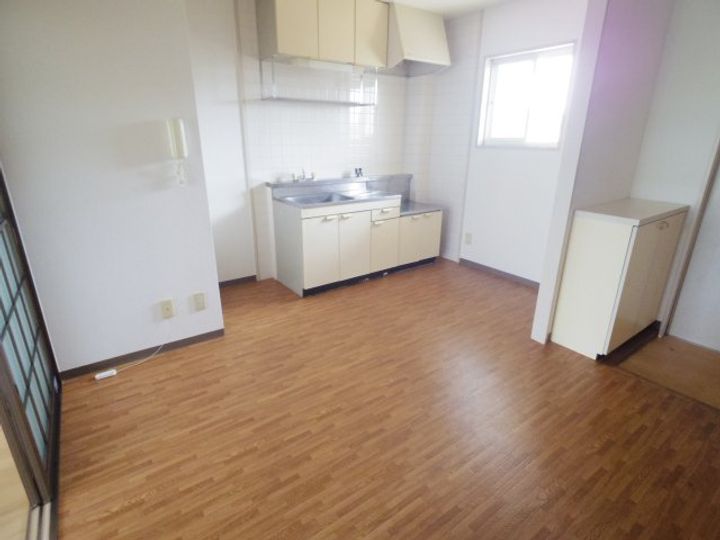 奈良県天理市丹波市町(アパート)の賃貸物件の居間