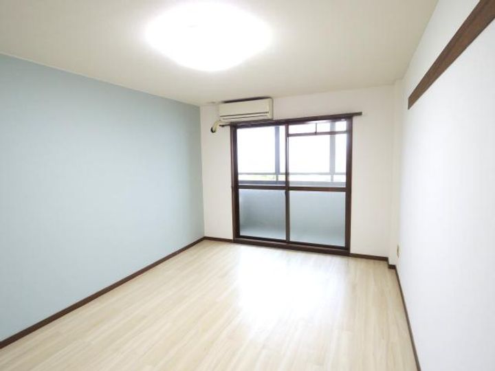 奈良県生駒郡三郷町信貴ケ丘3丁目(マンション)の賃貸物件の居間