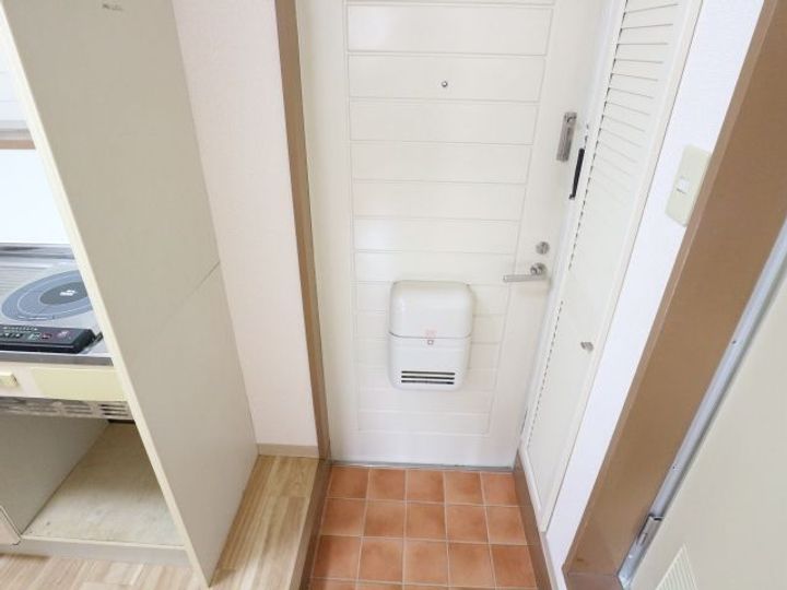 奈良県奈良市東笹鉾町(アパート)の賃貸物件102の玄関
