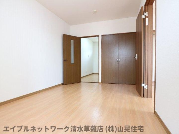 静岡県静岡市清水区鳥坂(アパート)の賃貸物件203の居間