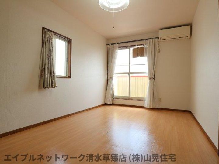静岡県静岡市清水区鳥坂(アパート)の賃貸物件203の居間