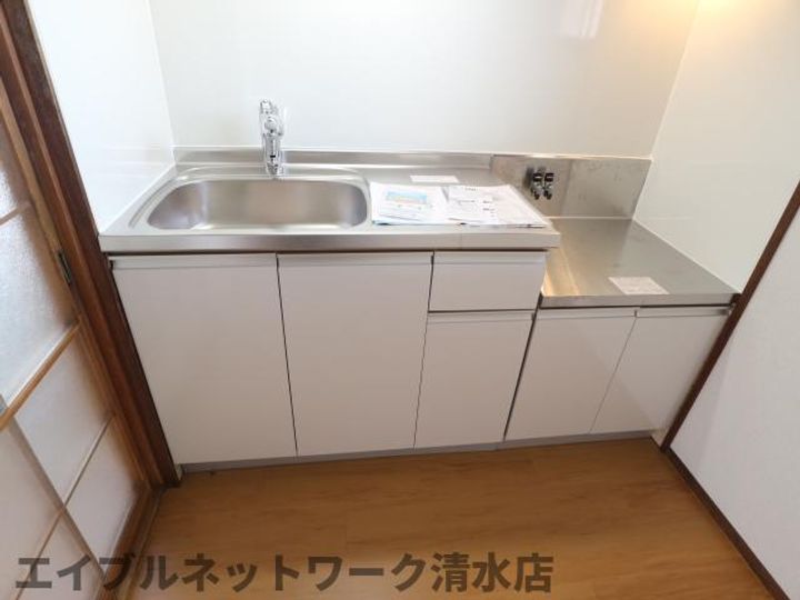 静岡県静岡市清水区駒越西1丁目(アパート)の賃貸物件のキッチン