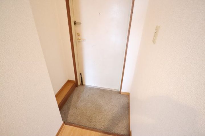 奈良県香芝市関屋(マンション)の賃貸物件203の玄関