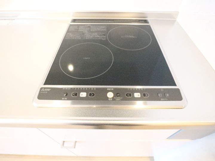 ソレイユビセレクト法蓮町Ⅱのキッチン