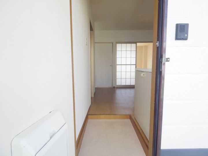奈良県天理市富堂町(アパート)の賃貸物件の玄関