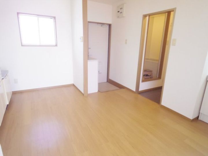 奈良県天理市富堂町(アパート)の賃貸物件の居間
