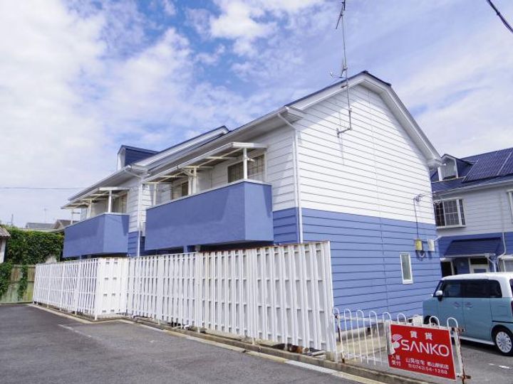 奈良県大和郡山市小泉町(テラスハウス)の賃貸物件の外観
