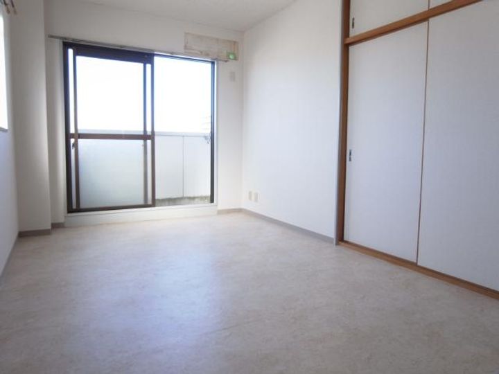 奈良県橿原市醍醐町(マンション)の賃貸物件412の居間