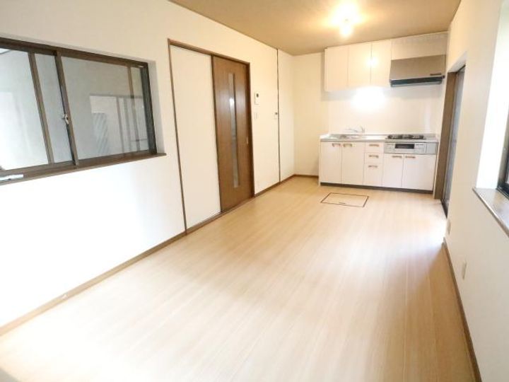 奈良県奈良市南紀寺町3丁目(一戸建)の賃貸物件の居間