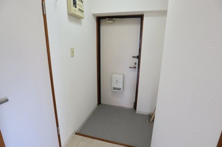 奈良県香芝市関屋(マンション)の賃貸物件601の玄関