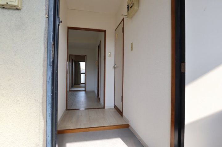 奈良県香芝市関屋(マンション)の賃貸物件601の玄関