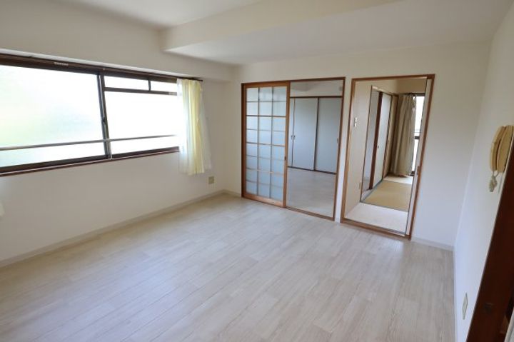 奈良県香芝市関屋(マンション)の賃貸物件601の居間
