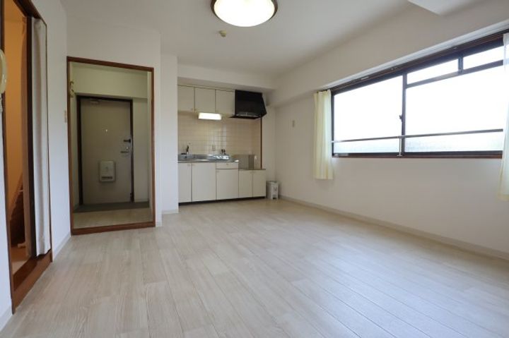 奈良県香芝市関屋(マンション)の賃貸物件601の居間