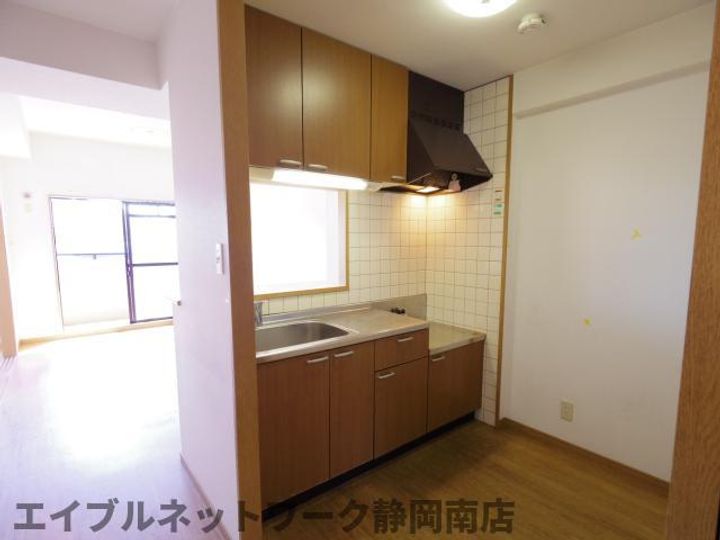 グランドゥール稲川201のキッチン