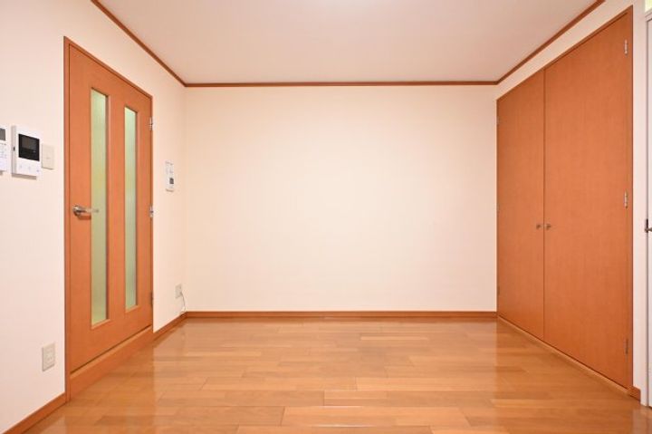 KBK高天ビルの居間