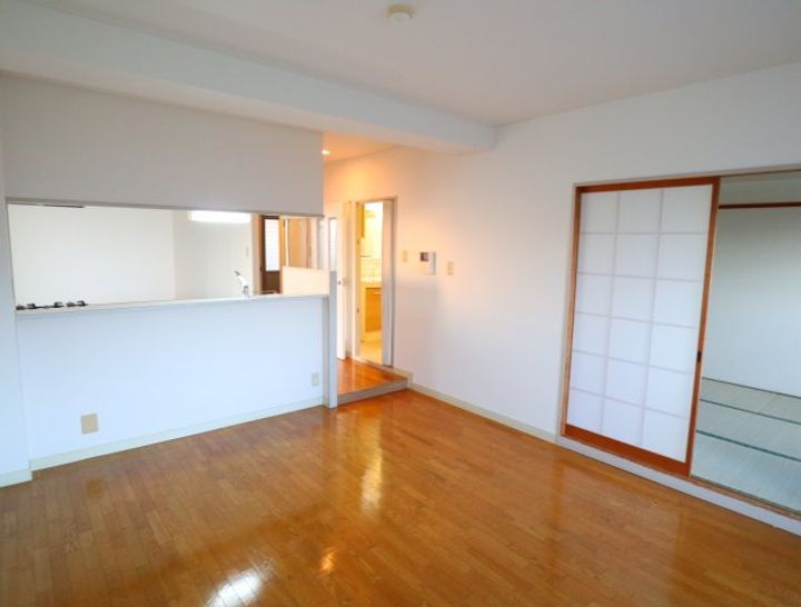 奈良県奈良市大安寺1丁目(マンション)の賃貸物件の居間